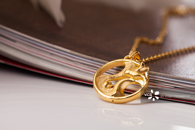 黄金项链图片素材