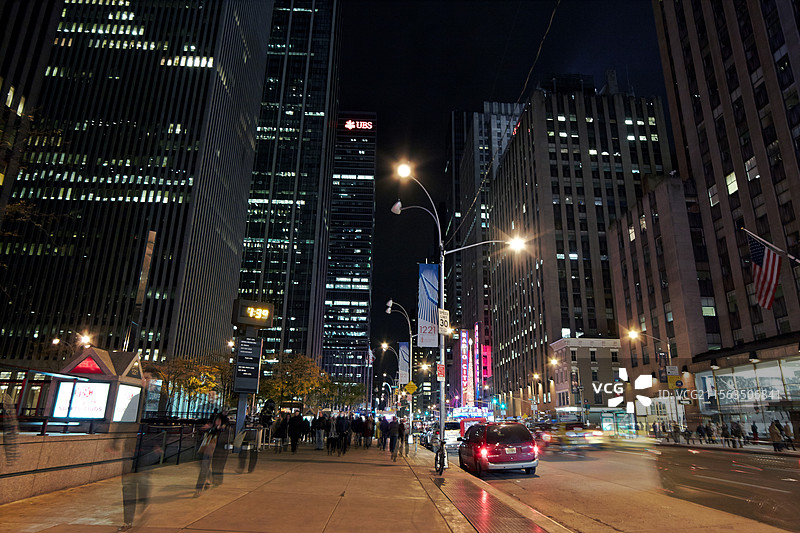 繁华的纽约街道夜景图片素材