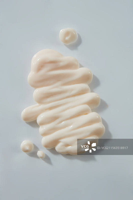 丝滑柔顺的乳霜质地图片素材