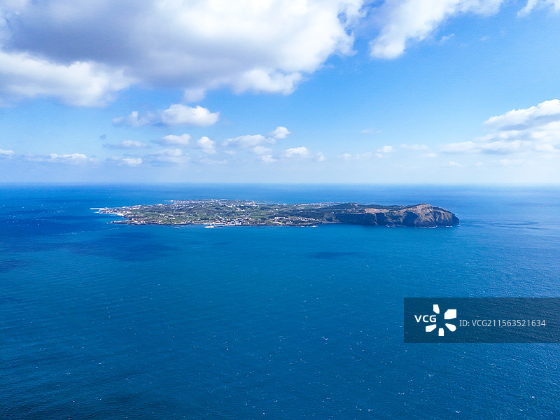 鸟瞰济州·牛岛全貌图片素材