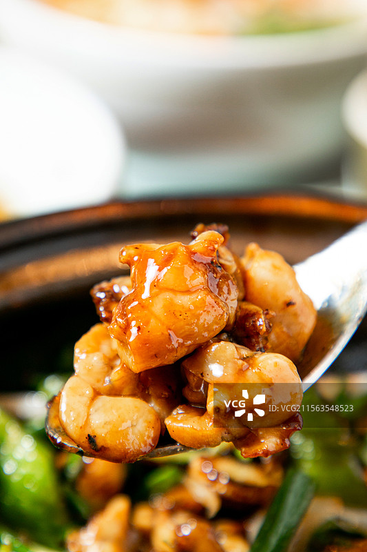 啫啫煲啫啫牛蛙煲啫牛蛙洋葱牛蛙蒜香牛蛙蛙肉粤菜顺德菜图片素材