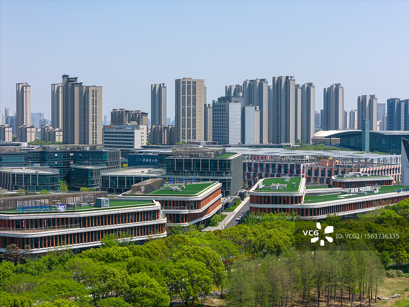 航拍江南江苏无锡湿地公园与城市美景，尚贤河湿地秋冬景色，滨湖区，市政府，经开区图片素材