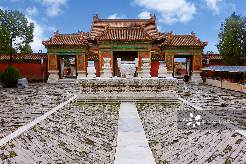 河北清东陵 慈禧陵墓 定东陵 古建 祭祀 蓝天 白云图片素材