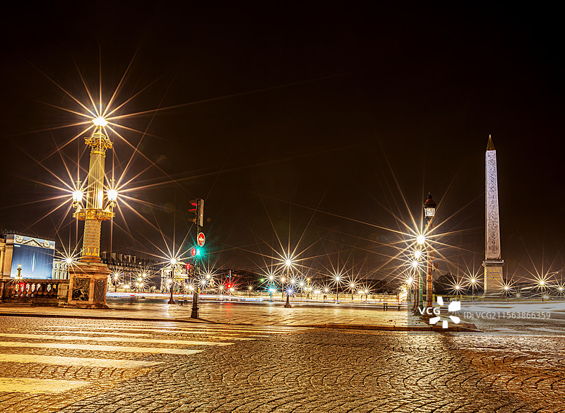 法国巴黎香榭丽大街及协和广场夜景图片素材