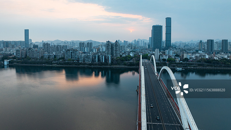 柳州广雅大桥日出图片素材