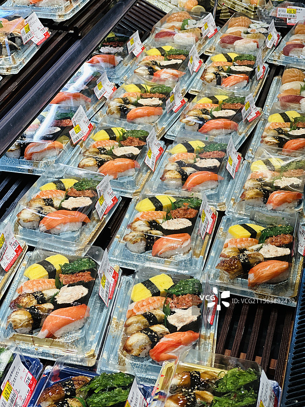 永辉超市里的寿司图片素材
