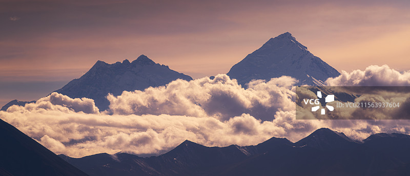 珠峰洛子峰同框图片素材