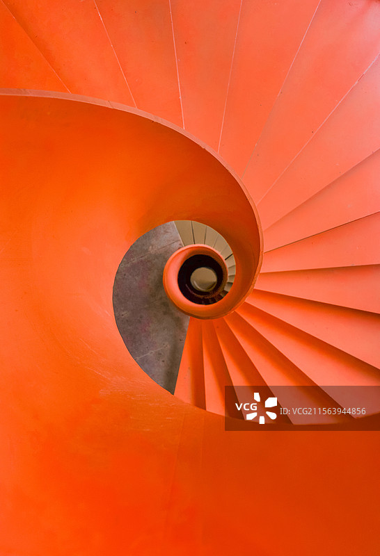 成都梵木旋转楼梯图片素材