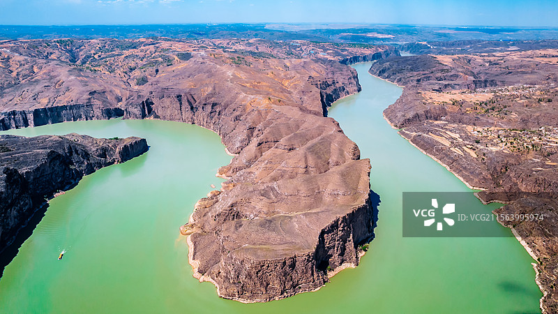 中国内蒙古呼和浩特清水河县老牛湾黄河大峡谷风光航拍图片素材