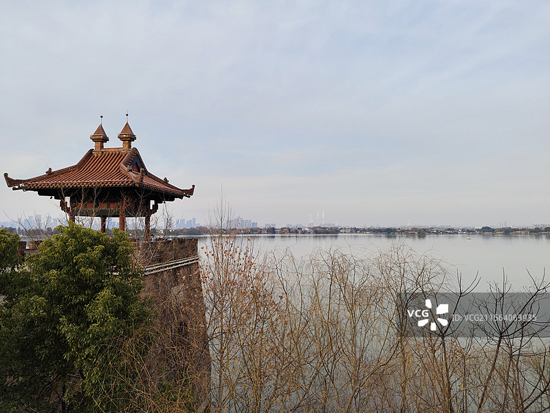 武汉东湖磨山景区 东湖楚城 眺望东湖图片素材