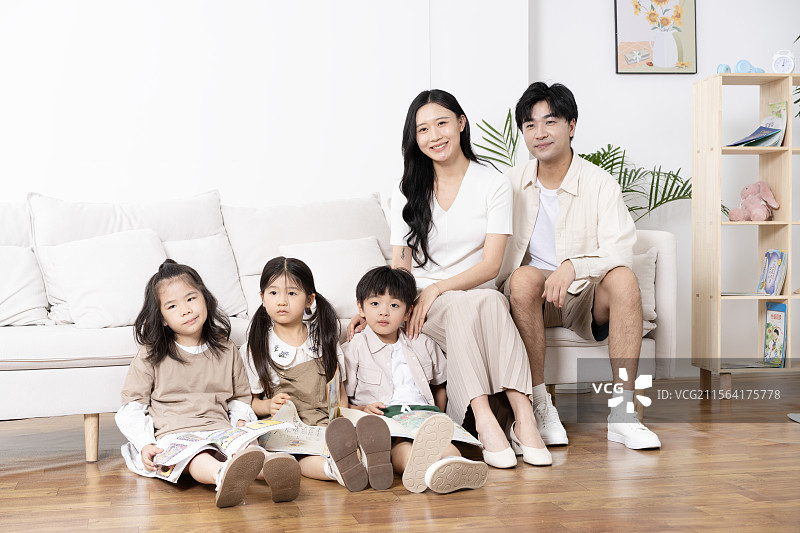 一家五口图片素材