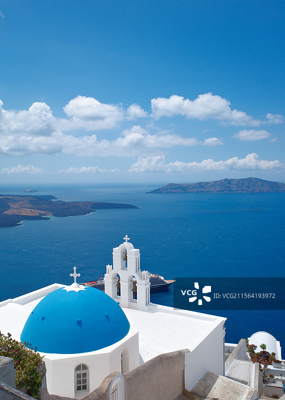 圣托里尼蓝白教堂图片素材