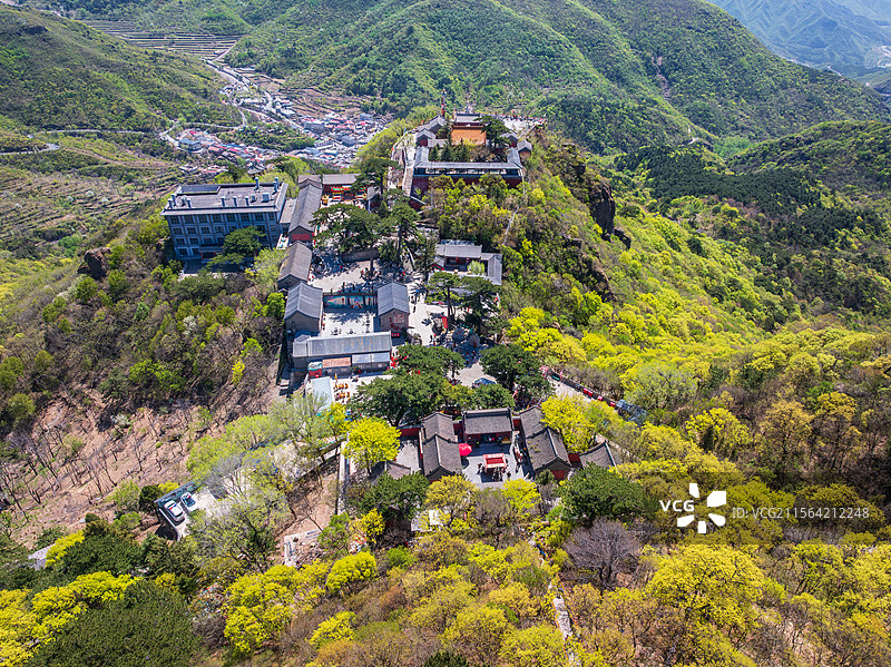 俯瞰北京门头沟妙峰山庙会古建筑群图片素材
