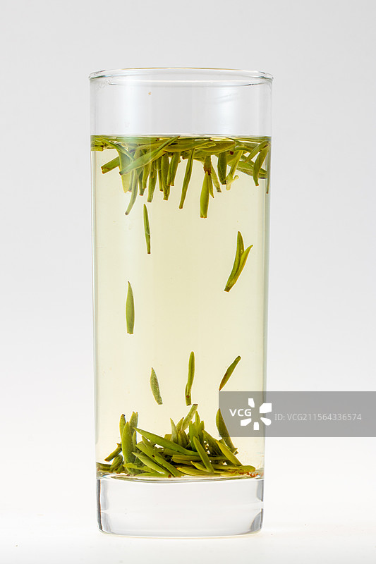 陕西省汉中市汉中仙毫茶叶西乡仙毫下投发冲泡过程图片素材