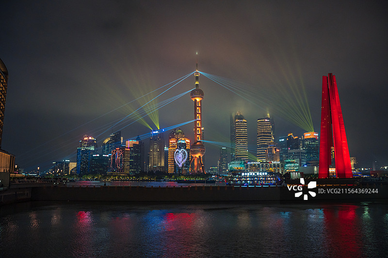 浦东35周年灯光秀图片素材