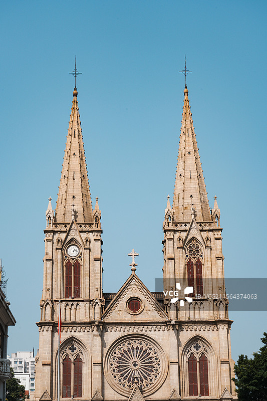 蓝天下的教堂图片素材