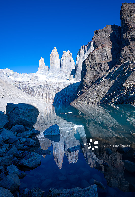 百内三塔图片素材