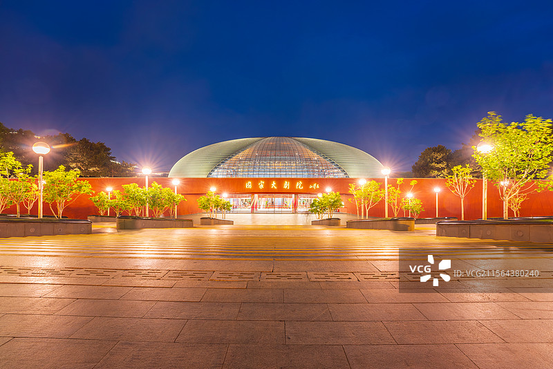北京国家大剧院夜景图片素材