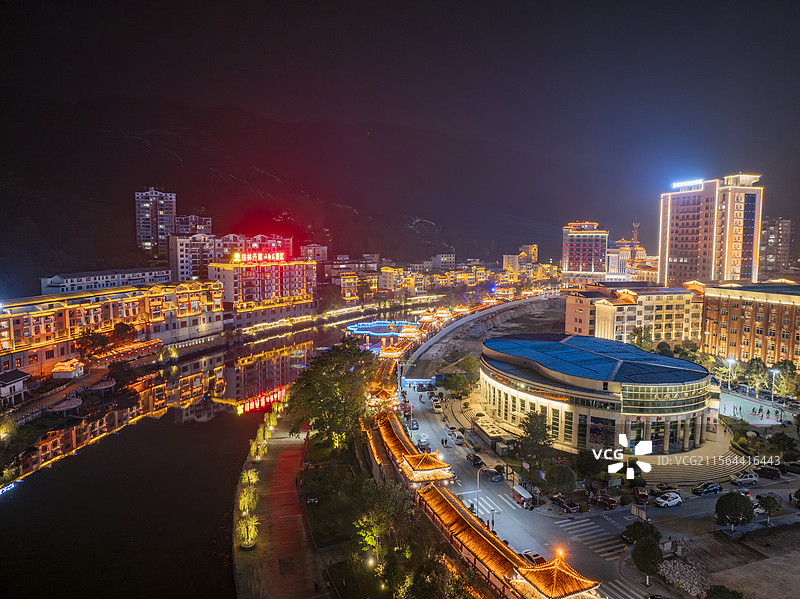 广西桂林市资源县资江灯谷景区夜景图片素材