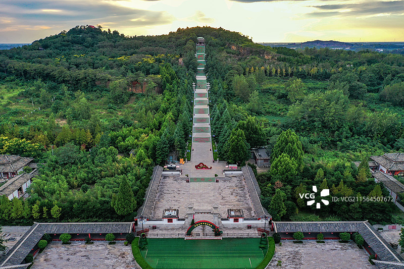梁孝王陵+河南省商丘市永城市芒砀山旅游区图片素材