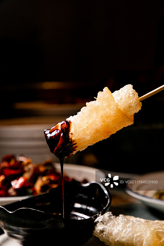 乳扇炸乳扇蘸酱奶粉奶香味云南美食云南特产图片素材