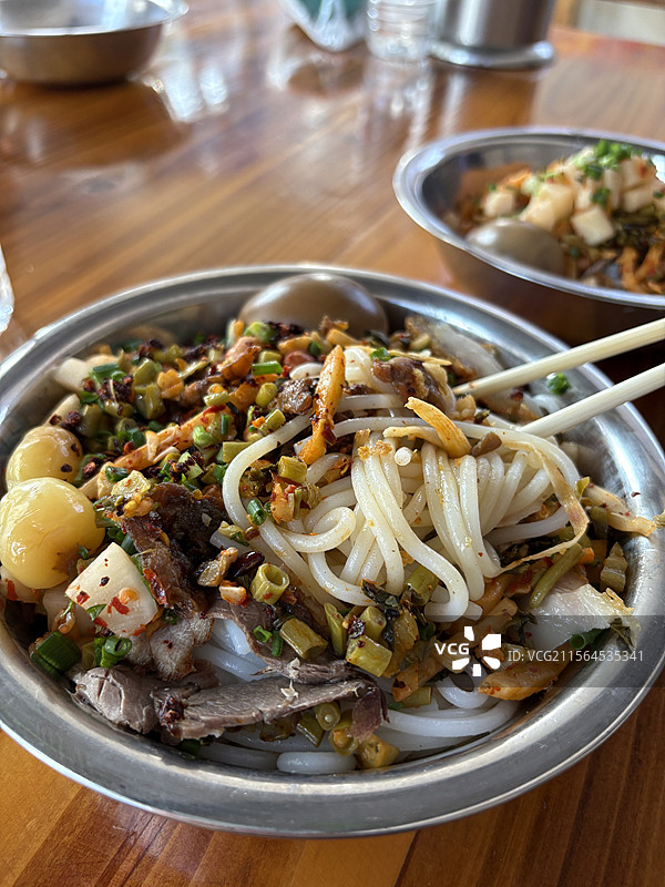 广西三大米粉之一的桂林米粉，色香味俱全，来一场舌尖的饕餮盛宴图片素材