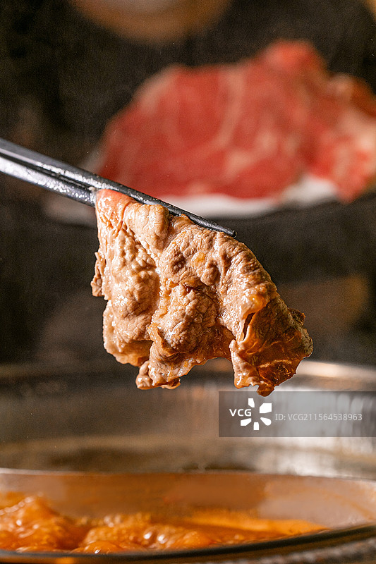 番茄锅底番茄海鲜锅番茄汤味增汤日式火锅涮牛肉寿喜锅生蚝鲍鱼基围虾扇贝竹蛏章鱼八爪鱼酸汤火锅酸汤锅底图片素材