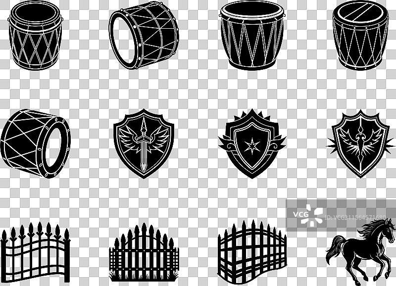 黑白色的鼓、盾牌、栅栏和马图片素材