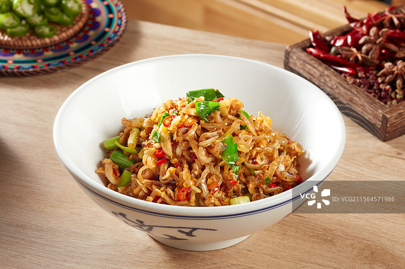 小炒软脆骨图片素材