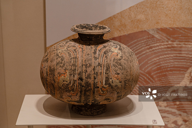 汉代 彩绘陶茧形壶 中国大运河博物馆图片素材