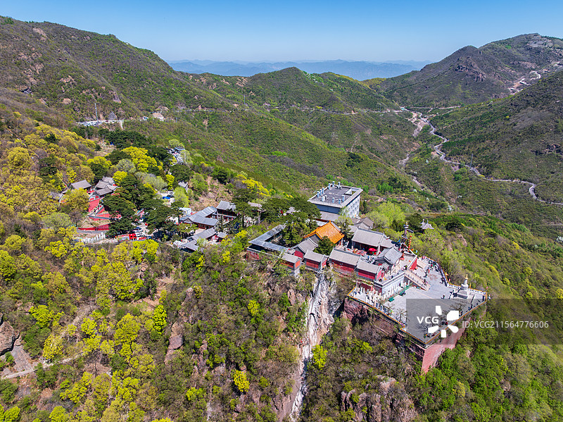 俯瞰北京门头沟妙峰山庙会古建筑群图片素材