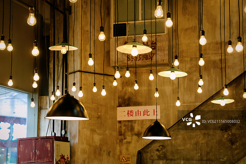 餐厅内照明装饰灯图片素材