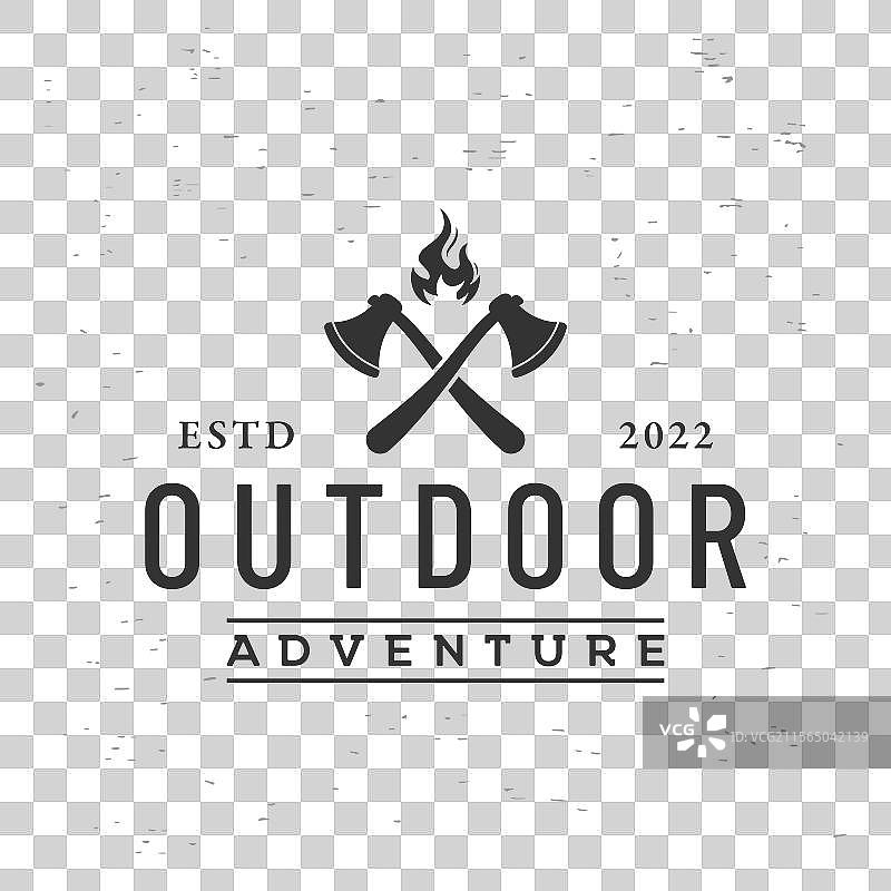 复古风格的冒险生存斧头标志设计图片素材