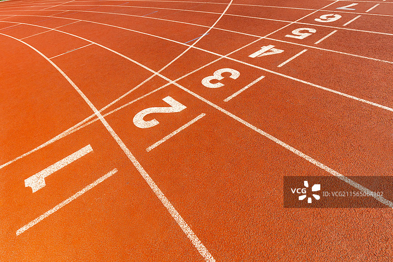 浙江大学附属中学操场跑道图片素材