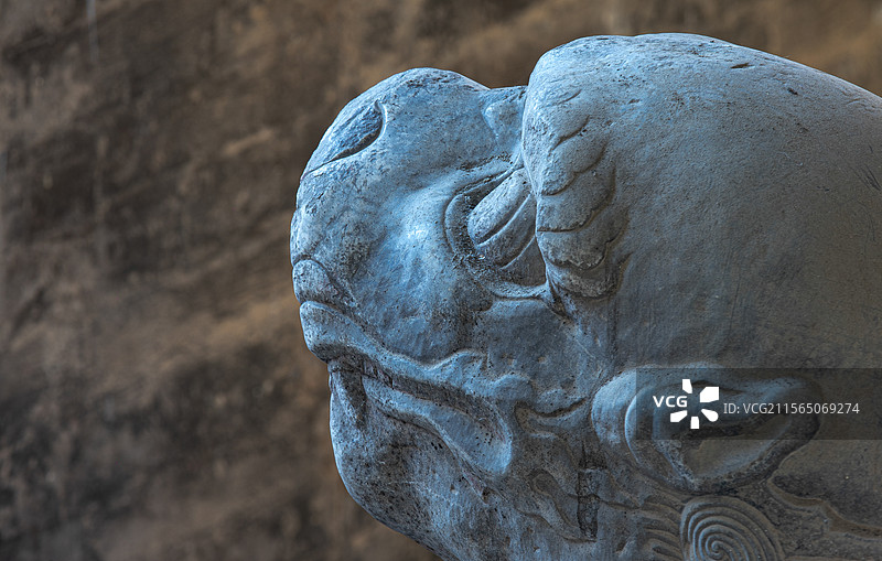 北京大觉寺中石狮子的守候图片素材