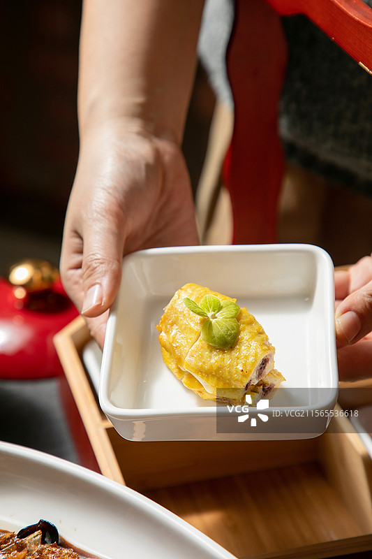 桂花山楂糖藕醉鸡素鸡素鹅马兰头野菜拼盘前菜小菜摆盘图片素材