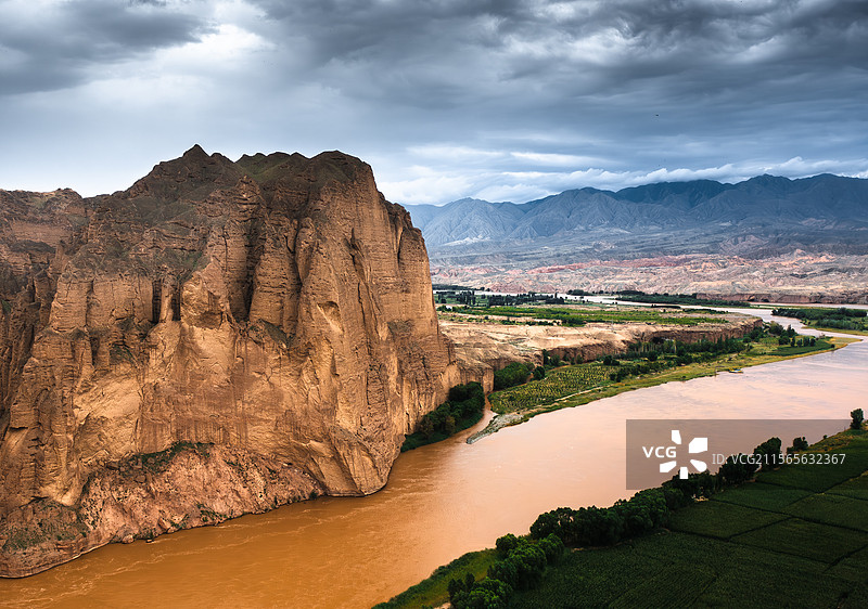 黄河石林与黄河图片素材