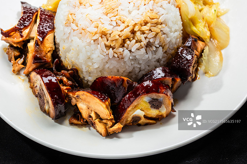 中式简餐豉油鸡饭图片素材