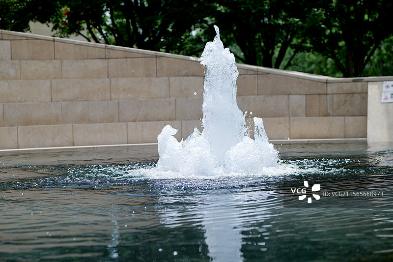 上海静安寺涌泉图片素材