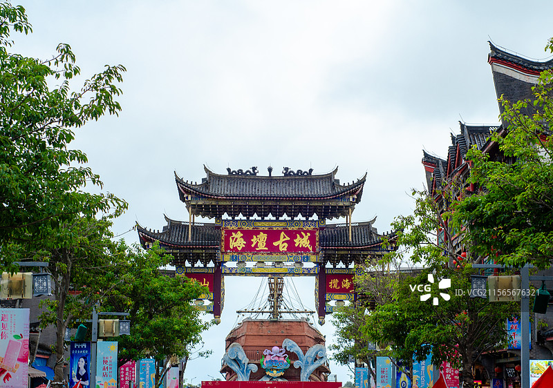 中国福建平潭岛海坛古城牌楼图片素材