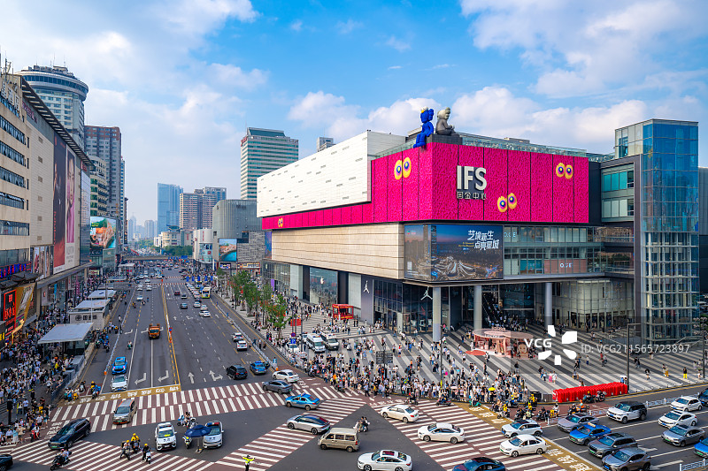 长沙著名景点五一广场黄兴路步行街人流航拍高角度图片素材