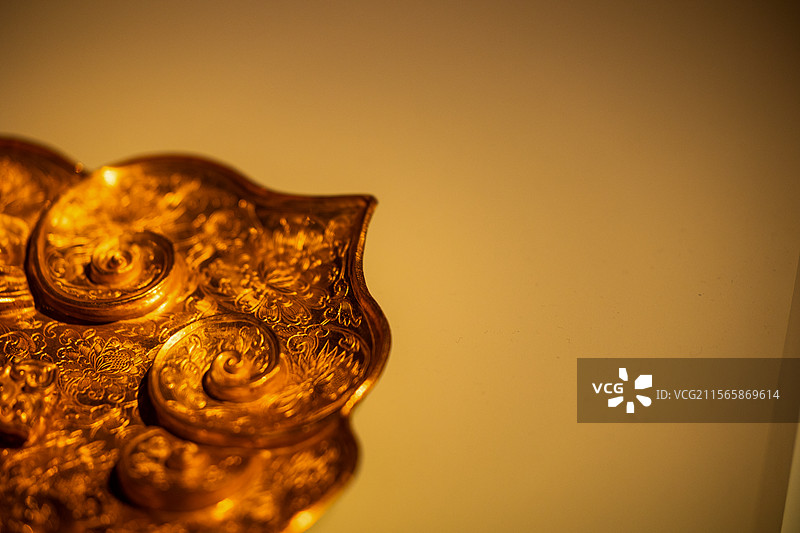 如意云纹金盘图片素材