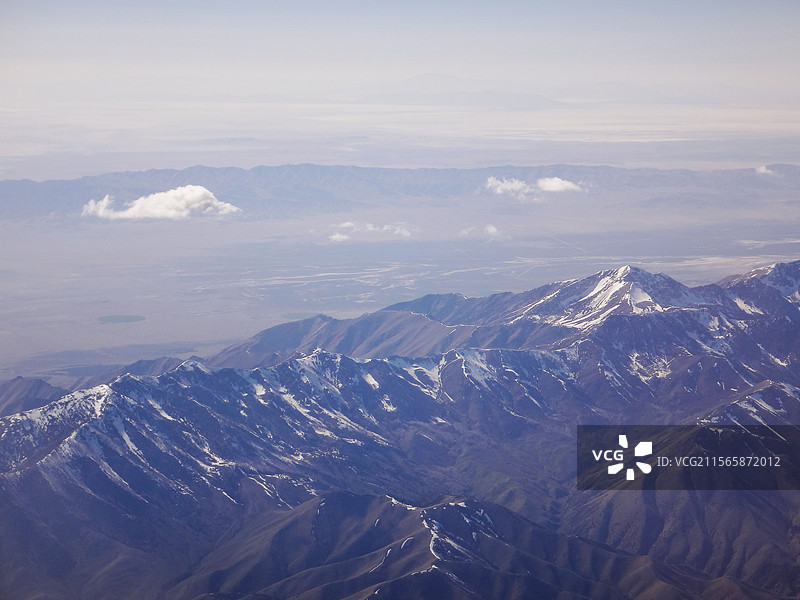连绵的雪山图片素材