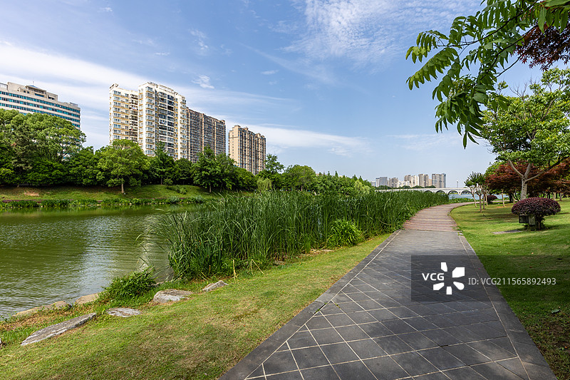 2025年5月5日立夏日常德穿紫河风光带城市风光图片素材