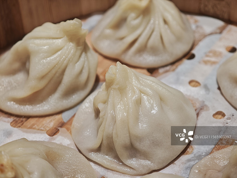 中国传统美食苏菜蟹粉小笼包图片素材