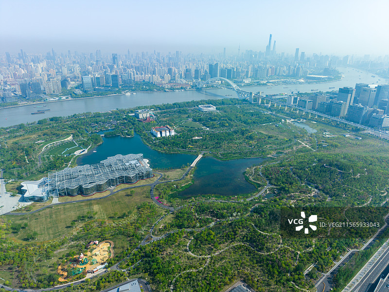 航拍浦东世博地区后滩世博文化公园图片素材