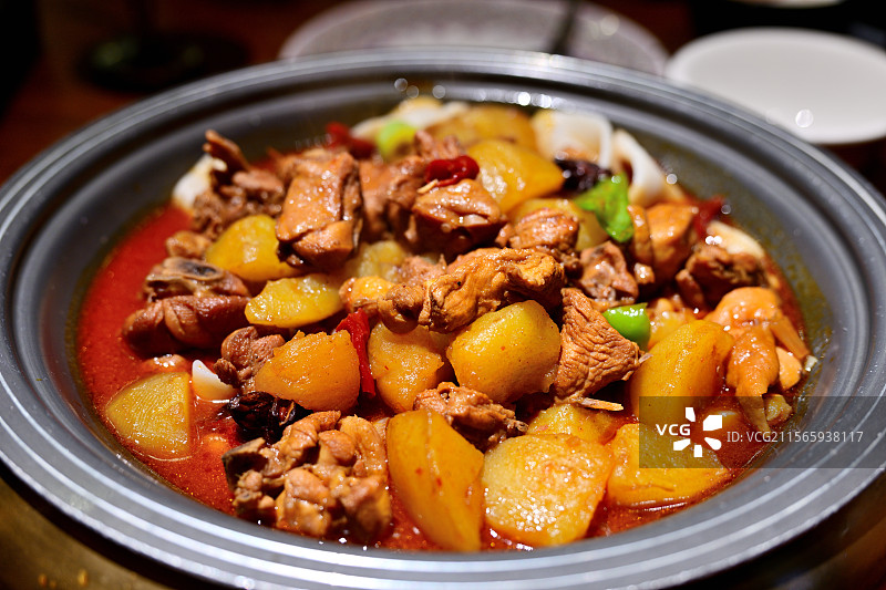 大盘鸡，特色美食，新疆美食，新疆大盘鸡图片素材