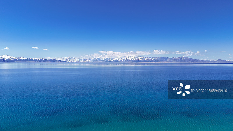 新疆赛里木湖图片素材