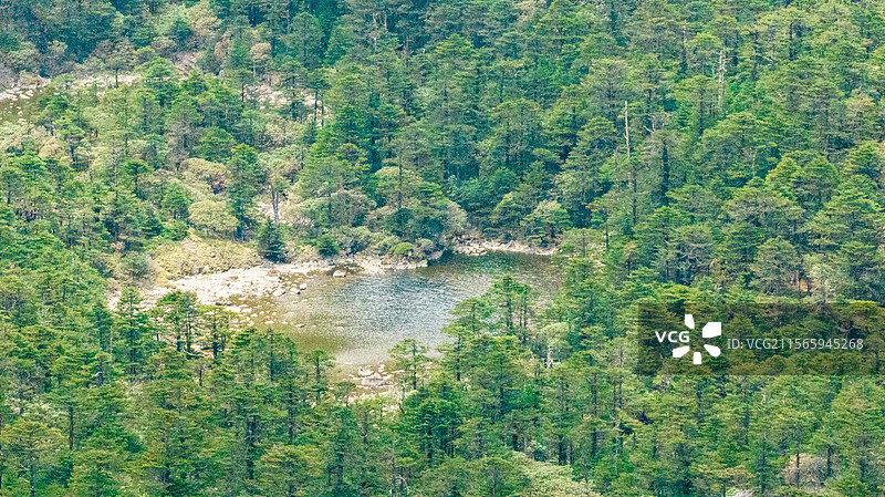 夏日劳动节航拍四川凉山州普格县螺髻山图片素材