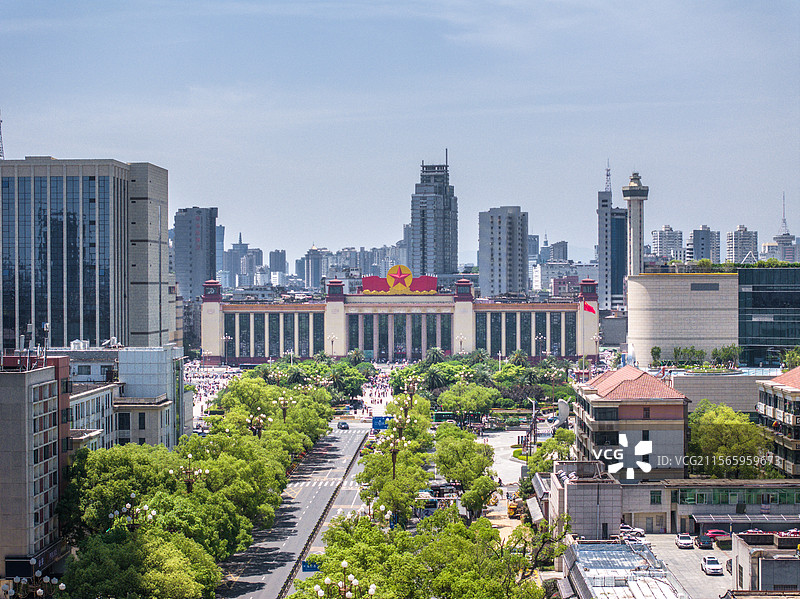 江西南昌红色旅游八一广场南昌起义纪念塔江西美术馆图片素材
